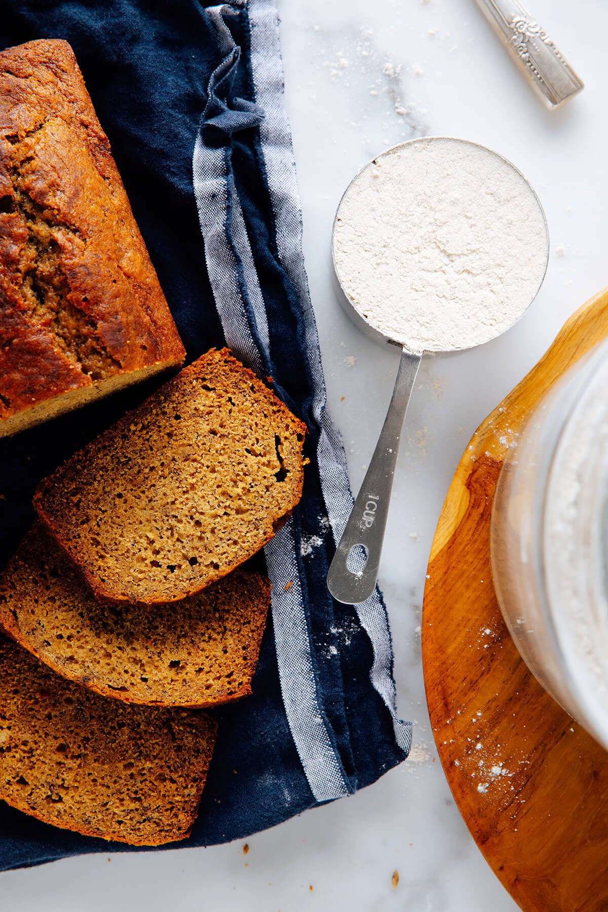 how to measure flour